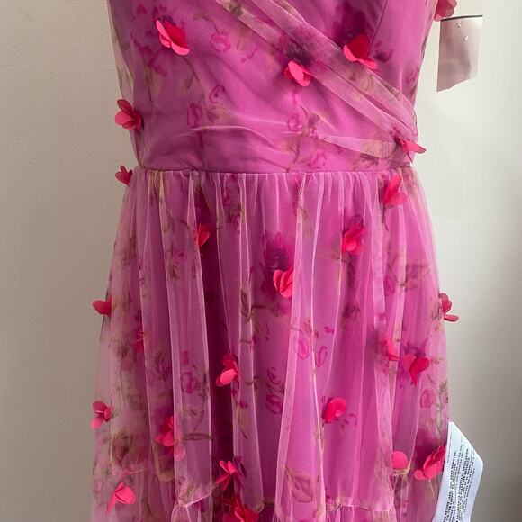 Dress the Population Pink Floral Midi Dress - Picture 3 of 13